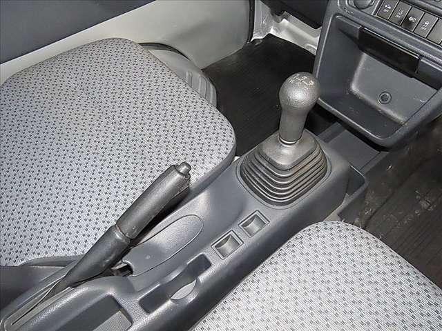 スーパーキャリイ ６６０　スーパーキャリイ　Ｌ　３方開　４ＷＤ　禁煙車／ＣＤチューナー／衝突被害軽減ブレーキ（17枚目）