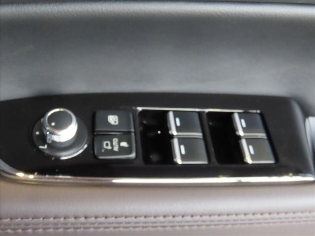 CX-5 2.2 XD エクスクルーシブ モード ディーゼルターボ 4 10.25インチ360°モニター/4WD/ETC/革シート/シートヒーター・ベンチレーション/ステアリングヒーター/運転席・助手席電動シート/電動Rゲート/BOSEサウンドシステム/スマートフォン連携(32枚目)