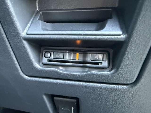 ＣＸ－８０ ３．３　ＸＤ　Ｌパッケージ　ディーゼルターボ　ナビ／ＥＴＣ／試乗車アップ／３６０度カメラ／６人乗（3枚目）