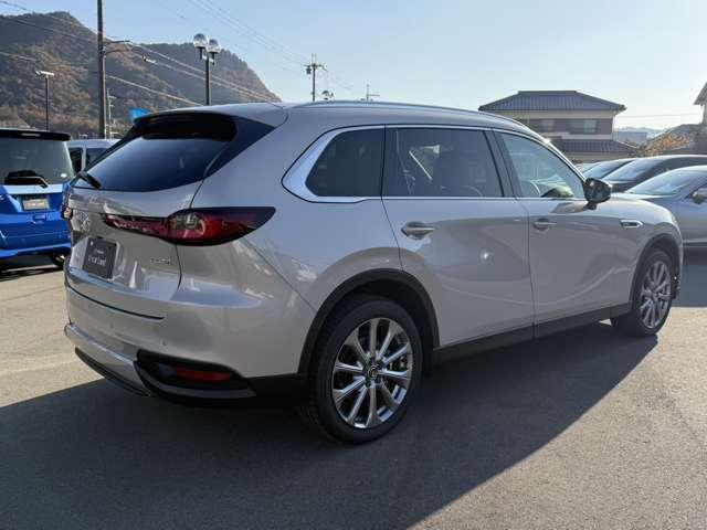 ＣＸ－８０ ３．３　ＸＤ　Ｌパッケージ　ディーゼルターボ　ナビ／ＥＴＣ／試乗車アップ／３６０度カメラ／６人乗（7枚目）