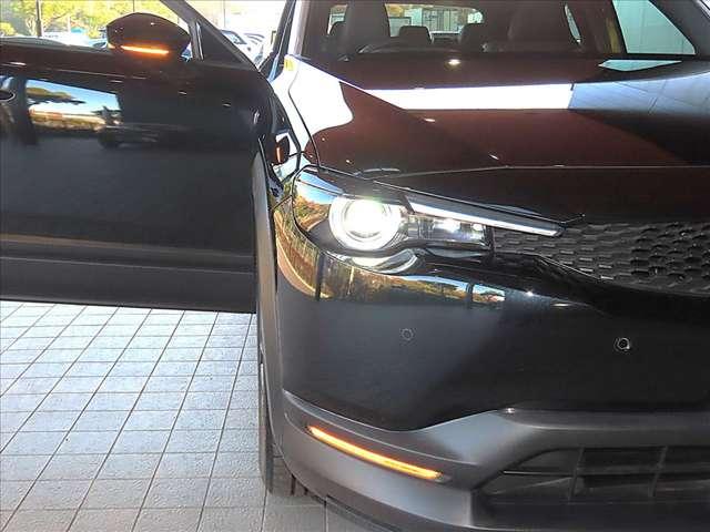 ＭＸ－３０ロータリーＥＶ ナチュラル　モノトーン　ナビ／ＥＴＣ／ＢＯＳＥ／禁煙車／３６０度カメラ／前席左（12枚目）