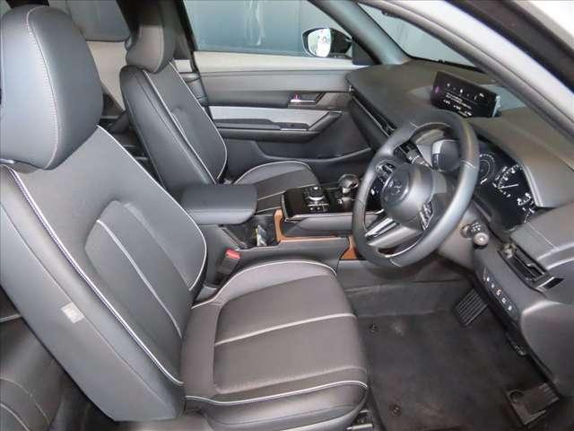 ＭＸ－３０ロータリーＥＶ ナチュラル　モノトーン　ナビ／ＥＴＣ／ＢＯＳＥ／禁煙車／３６０度カメラ／前席左（15枚目）
