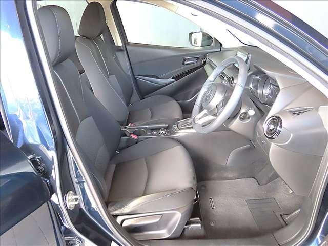 デミオ １．３　１３Ｓ　ツーリング　当社下取り／ワンオーナー／禁煙車／ナビ／ＥＴＣ／（16枚目）