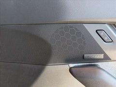 ＢＯＳＥサウンドシステム搭載☆運転中も心地の良いサウンドをお楽しみいただけます♪ 4