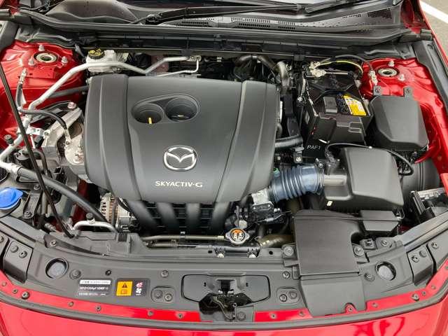 ＭＡＺＤＡ３ファストバック ２．０　２０Ｓ　バーガンディ　セレクション　ワンオーナー　３６０°ビューモニター　レーダークルーズコントロール　ドライブレコーダー　コーナーセンサー　運転席・助手席シートヒーター（20枚目）