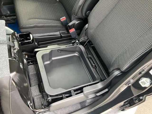 フレアクロスオーバー ６６０　ＸＳ　弊社試乗車ＵＰ　オーディオレス　レーダークルーズコントロール　運転席・助手席シートヒーター　オートライト　コーナーセンサー（15枚目）