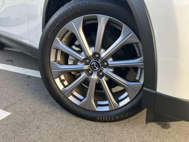 ＣＸ－６０ ３．３　ＸＤ　エクスクルーシブ　モード　ディーゼルターボ　４　ワンオーナー　３６０°ビューモニター　パノラマルーフ　ＢＯＳＥスピーカー　ミュージックプレイヤー接続可　ＵＳＢ入力端子	Ｂｌｕｅｔｏｏｔｈ接続（19枚目）