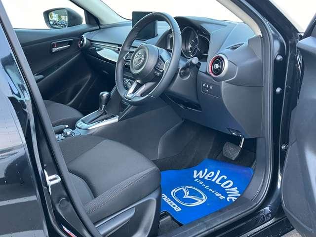 MAZDA2 1.5 15S ブラック トーン エディション ワンオーナー マツダコネクトナビゲーション フルセグTV ETC車載器 バックカメラ レーダークルーズコントロール コーナーセンサー(16枚目)