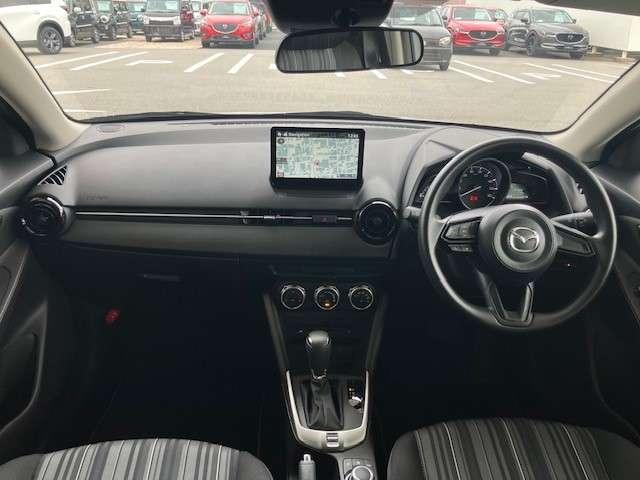MAZDA2 15S スマートエディション ワンオーナー マツダコネクトナビ ETC車載器 全方位カメラ ミュージックプレイヤー接続可 USB入力端子 Bluetooth接続(3枚目)