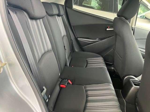 MAZDA2 15S スマートエディション ワンオーナー マツダコネクトナビ ETC車載器 全方位カメラ ミュージックプレイヤー接続可 USB入力端子 Bluetooth接続(9枚目)