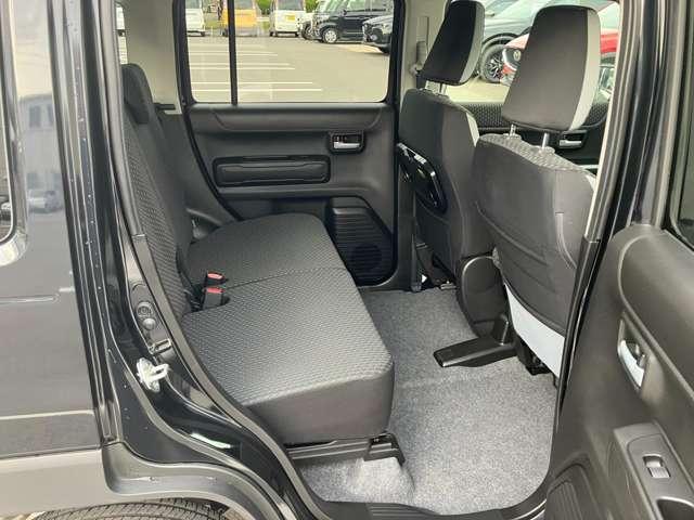 フレアクロスオーバー ６６０　ハイブリッド　ＸＳ　４ＷＤ　ワンオーナー　運転席・助手席シートヒーター　ＥＴＣ車載器　コーナーセンサー　オートライト　メモリーナビゲーション　車線逸脱警報システム（17枚目）