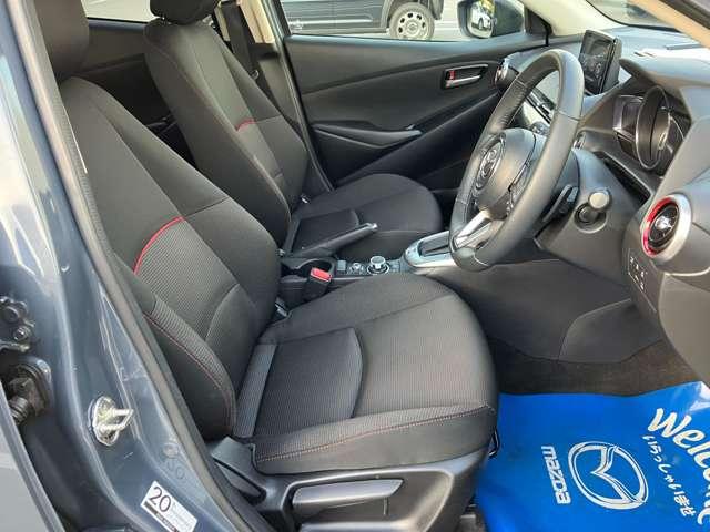MAZDA2 1.5 15S ブラック トーン エディション ワンオーナー レーダークルーズコントロール 360°ビューモニター ETC車載器 コーナーセンサー オートライト レインセンサーワイパー(10枚目)