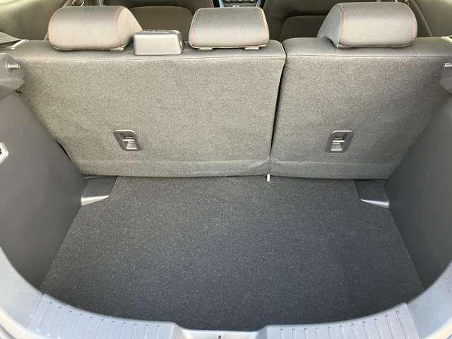 MAZDA2 1.5 15S ブラック トーン エディション ワンオーナー レーダークルーズコントロール 360°ビューモニター ETC車載器 コーナーセンサー オートライト レインセンサーワイパー(12枚目)