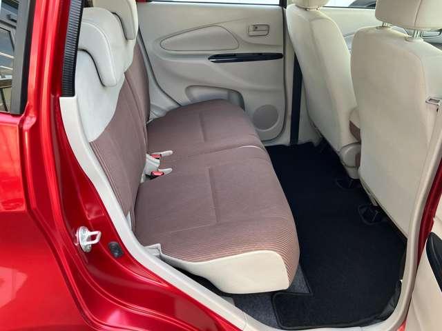 eKワゴン 660 E DVD CD USB アップルカープレイ対応オーディオ 運転席シートヒーター 運転席・助手席エアバック マニュアルエアコン(7枚目)