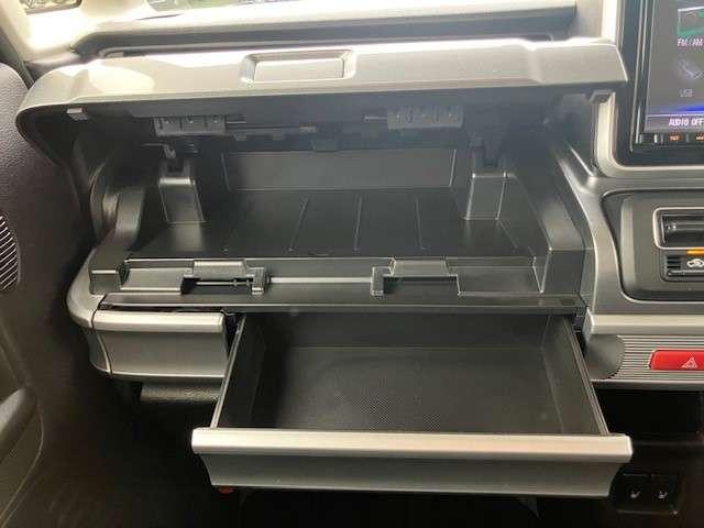 フレアワゴンカスタムスタイル ６６０　カスタムスタイル　ハイブリッド　ＸＴ　ワンオーナー　フルメンテ　全方位カメラ（10枚目）