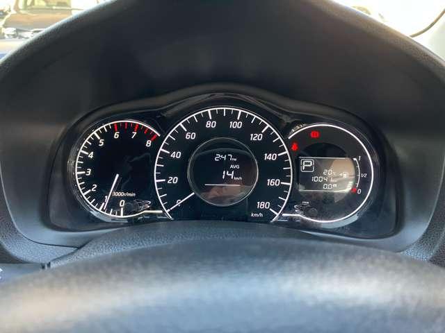 ノート １．２　Ｘ　ＤＩＧ－Ｓ　ＣＤデッキＡＵＸ入力　ＥＴＣ車載器　衝突被害軽減システム　車線逸脱警報装置　オートエアコン　スマートキーレス（11枚目）