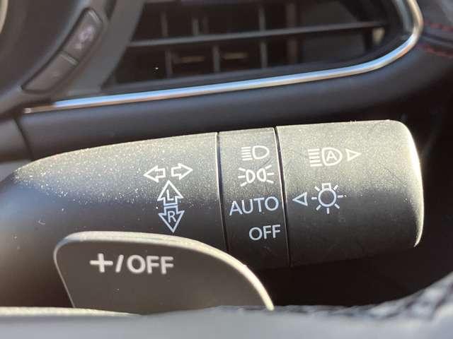 ＭＡＺＤＡ３ファストバック １．８　ＸＤ　ブラック　セレクション　ディーゼルターボ　弊社試乗車ＵＰ　３６０°ビューモニター　マツダコネクトナビ　ミュージックプレイヤー接続可　ＵＳＢ入力端子　Ｂｌｕｅｔｏｏｔｈ接続（8枚目）