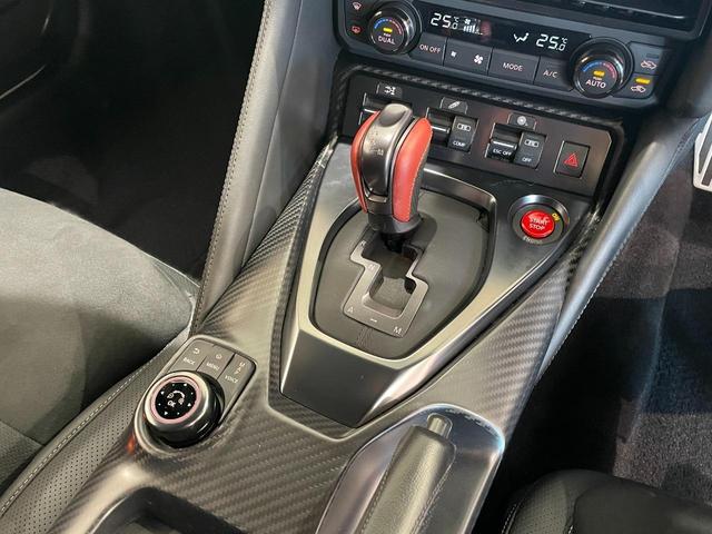 プレミアムエディション ユーザー買取車・BOSEサウンド・純正ナビ・Bカメラ・ドラレコ・ETC・純正AW・チタンマフラー・Pガラス(17枚目)