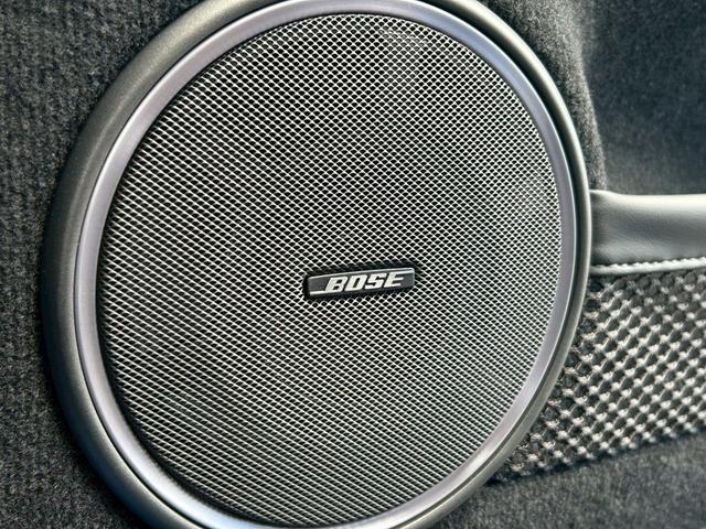 ＧＴ－Ｒ プレミアムエディション　ＭＹ２５　室内展示　内装ブルーヘブン　ＳＲＳサイドカーテンエアバック　プライバシーガラス　ＢＯＳＥサウンド　ドラレコ前後　ＧＰＳレーダ　純正ナビ　アップルカープレイ　２０インチＡＷ　チタン合金マフラー（17枚目）