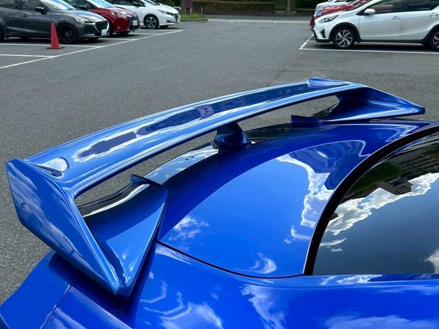 ＧＴ－Ｒ プレミアムエディション　ＭＹ２５　室内展示　内装ブルーヘブン　ＳＲＳサイドカーテンエアバック　プライバシーガラス　ＢＯＳＥサウンド　ドラレコ前後　ＧＰＳレーダ　純正ナビ　アップルカープレイ　２０インチＡＷ　チタン合金マフラー（34枚目）