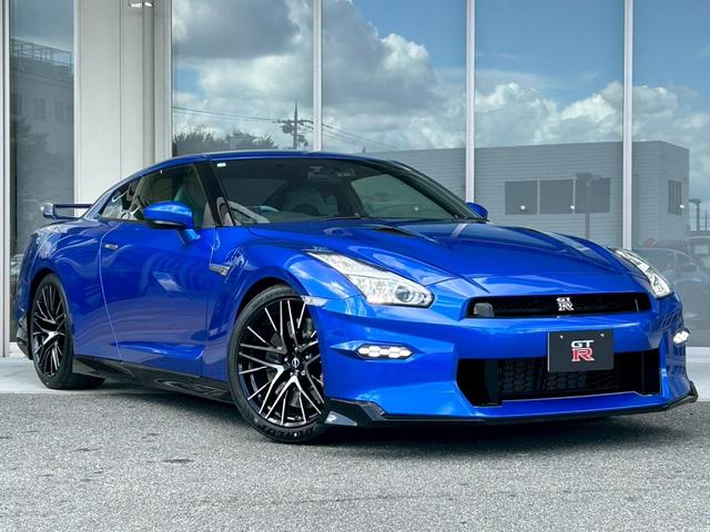 ＧＴ－Ｒ プレミアムエディション　ＭＹ２５　室内展示　内装ブルーヘブン　ＳＲＳサイドカーテンエアバック　プライバシーガラス　ＢＯＳＥサウンド　ドラレコ前後　ＧＰＳレーダ　純正ナビ　アップルカープレイ　２０インチＡＷ　チタン合金マフラー（35枚目）