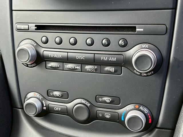 フェアレディＺ 　１オナ　ブリッツ車高調　Ｄ席ＲＥＣＡＲＯシート　後期型ヘッドライト　純正ナビ　ドラレコ　ＥＴＣ　純正１９インチＡＷ　ハーフレザーシート（12枚目）