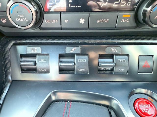 GT-R ブラックエディション MY19 室内展示 Pガラス サッチャム盗難防止 純正ナビ ドラレコ ETC RECAROシート BOSEサウンド シートヒーター 純正ナビ バックモニター クルコン 20インチAW 可変バルブ(12枚目)