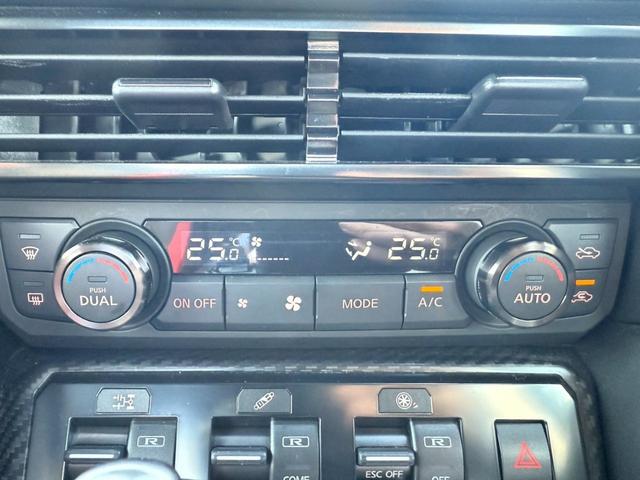 GT-R ブラックエディション MY19 室内展示 Pガラス サッチャム盗難防止 純正ナビ ドラレコ ETC RECAROシート BOSEサウンド シートヒーター 純正ナビ バックモニター クルコン 20インチAW 可変バルブ(18枚目)