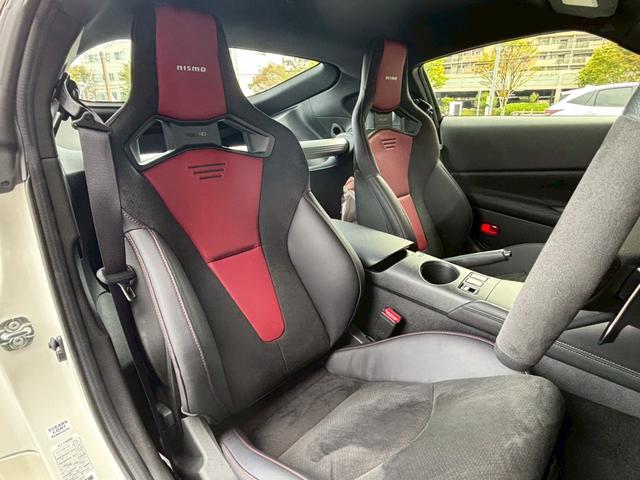 フェアレディZ ニスモ MY25 1オナ RECAROシート ドラレコ前後 ETC2.0  BOSEサウンド NISMOエアロ  純正ナビ 純正レイズ製19型AW  バックビュー パドルシフト フルセグ 衝突軽減 踏み間違い(18枚目)