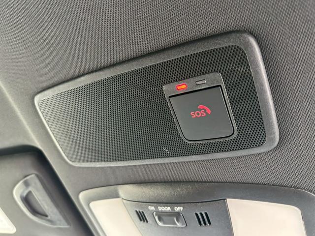 フェアレディＺ ニスモ　ＭＹ２５　ＲＥＣＡＲＯシート　ドラレコ前後　ＥＴＣ２．０　　ＢＯＳＥサウンド　ＯＰセキュリティ　ＮＩＳＭＯエアロ　　純正ナビ　純正レイズ製１９型ＡＷ　　バックビュー　パドルシフト　フルセグ　衝突軽減（11枚目）