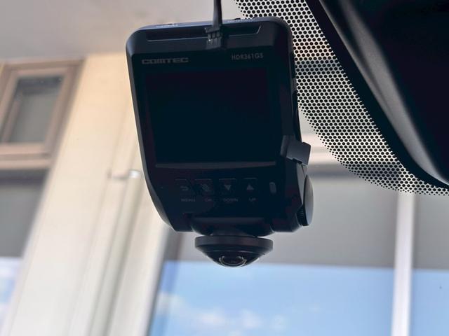 フェアレディＺ バージョンＳ　６速ＭＴ　ＮＣナビ　ドラレコ　ＧＰＳレーダ　フルセグＴＶ　レイズ製１９インチ純正ＡＷ　バックカメラ　ＬＥＤヘッドライト　踏み間違い防止　ＥＴＣ２．０　フルセグＴＶ（7枚目）