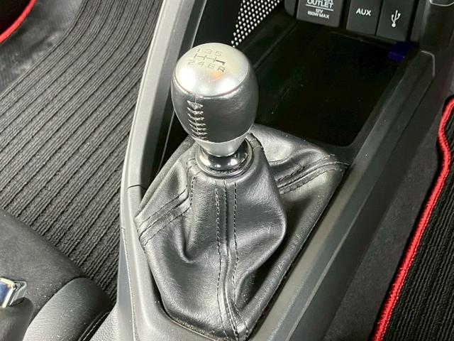 Ｓ６６０ α　６速ＭＴ　クルーズコントロール　ＥＴＣ　純正ＡＷ　ＬＥＤヘッドライト　プッシュスタート　ハーフレザーシート　オートライト（8枚目）