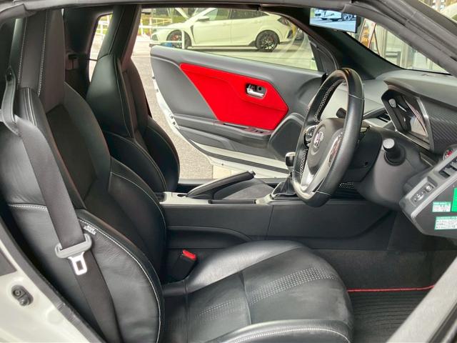 Ｓ６６０ α　６速ＭＴ　クルーズコントロール　ＥＴＣ　純正ＡＷ　ＬＥＤヘッドライト　プッシュスタート　ハーフレザーシート　オートライト（11枚目）