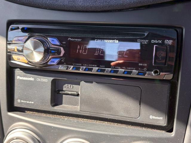 フェアレディＺ バージョンＴ　７速ＡＴ　　　７型ナビ　ＢＯＳＥサウンド　バックカメラ　オレンジレザーシート　パワーシート　シートヒータ　パドルシフト　ＥＴＣ　　　純正ＡＷ　　　ＨＩＤヘッドライト（8枚目）