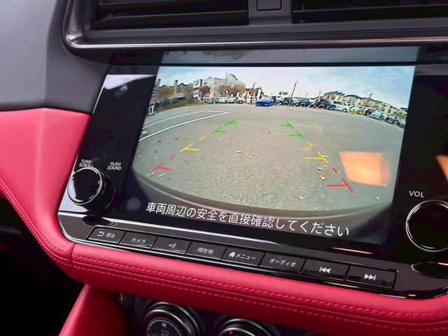 フェアレディＺ バージョンＳＴ　ＭＹ２５　９速ＡＴ　ＮＩＳＭＯマフラ　ドラレコ前後　ＯＰセキュリティ　キッキングプレート　トノカバー　ＢＯＳＥサウンド　１９インチＡＷ　シートヒータ　パワーシート　ＮＣナビ　フルセグＴＶ　バックカメラ（7枚目）