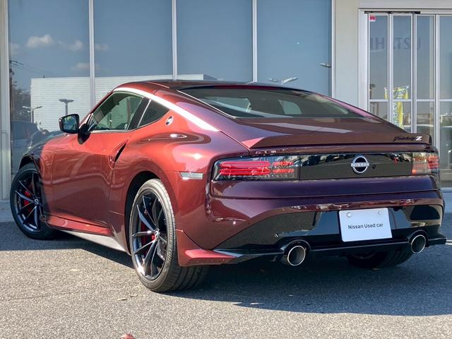 フェアレディＺ バージョンＳＴ　ＭＹ２５　９速ＡＴ　ＮＩＳＭＯマフラ　ドラレコ前後　ＯＰセキュリティ　キッキングプレート　トノカバー　ＢＯＳＥサウンド　１９インチＡＷ　シートヒータ　パワーシート　ＮＣナビ　フルセグＴＶ　バックカメラ（35枚目）