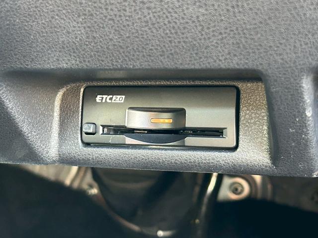 フェアレディＺ バージョンＳＴ　ＭＹ２４　９速ＡＴ　ＮＩＳＭＯマフラ　ドラレコ前後　ＯＰセキュリティ　キッキングプレート　トノカバー　ラゲッジカーペット　ＢＯＳＥサウンド　１９インチＡＷ　シートヒータ　パワーシート　ナビ　Ｂカメラ（11枚目）