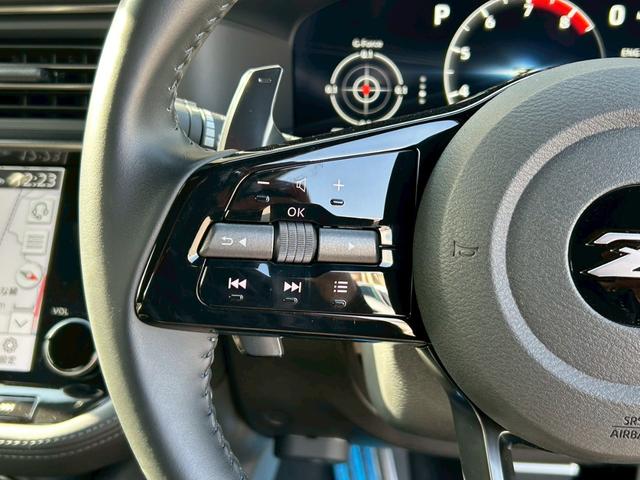 フェアレディＺ バージョンＳＴ　ＭＹ２４　９速ＡＴ　ＮＩＳＭＯマフラ　ドラレコ前後　ＯＰセキュリティ　キッキングプレート　トノカバー　ラゲッジカーペット　ＢＯＳＥサウンド　１９インチＡＷ　シートヒータ　パワーシート　ナビ　Ｂカメラ（15枚目）