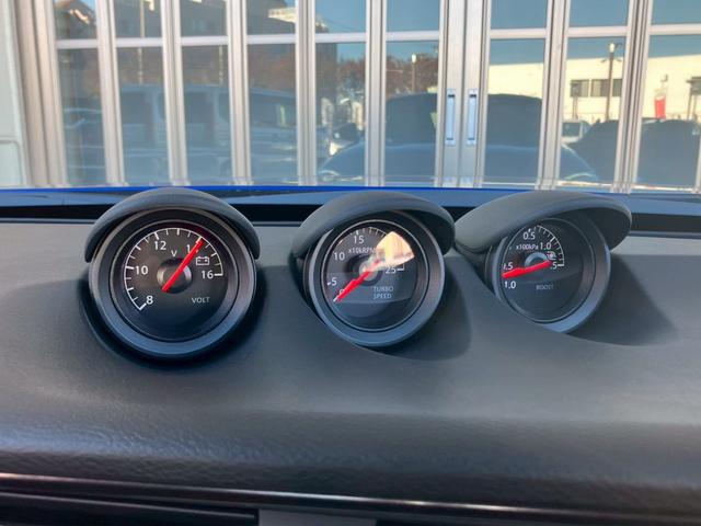 フェアレディＺ バージョンＳＴ　９速ＡＴ　ＮＣナビ　フルセグＴＶ　ＢＯＳＥサウンド　シートヒータ　パワーシート　レイズ製１９インチ純正ＡＷ　バックカメラ　ＬＥＤヘッドライト　踏み間違い防止　ＥＴＣ２．０　パドルシフト（10枚目）