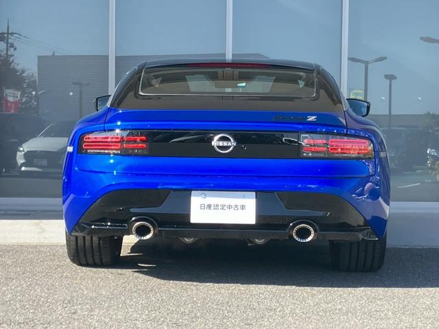 フェアレディＺ バージョンＳＴ　９速ＡＴ　ＮＣナビ　フルセグＴＶ　ＢＯＳＥサウンド　シートヒータ　パワーシート　レイズ製１９インチ純正ＡＷ　バックカメラ　ＬＥＤヘッドライト　踏み間違い防止　ＥＴＣ２．０　パドルシフト（29枚目）