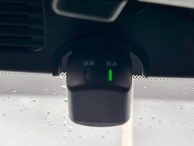 �g���u���̏󋵂��Ċm�F�ł���h���C�u���R�[�_�[����������Ă��܂��B