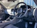 Zの運転席を是非座って体感してみて下さい。色々な装備がついているので、気になる装備を是非カーライフアドバイザーに聞いてみてください