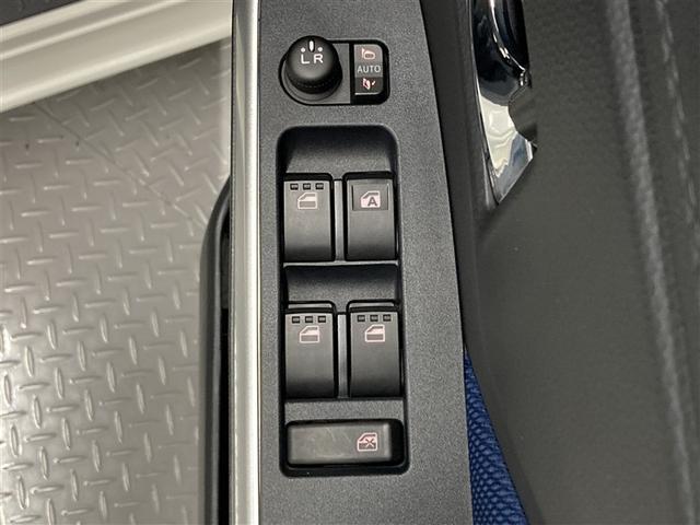 ルーミー カスタムＧ－Ｔ　フルセグ　メモリーナビ　ＤＶＤ再生　ミュージックプレイヤー接続可　後席モニター　バックカメラ　衝突被害軽減システム　ＥＴＣ　ドラレコ　両側電動スライド　ＬＥＤヘッドランプ　ウオークスルー　ワンオーナー（20枚目）
