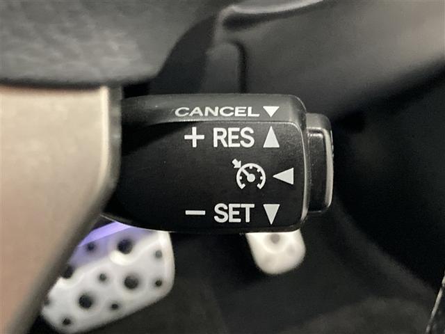 ＣＴ ＣＴ２００ｈ　Ｆスポーツ　サンルーフ　フルセグ　メモリーナビ　ＤＶＤ再生　ミュージックプレイヤー接続可　バックカメラ　ＥＴＣ　ＬＥＤヘッドランプ（17枚目）