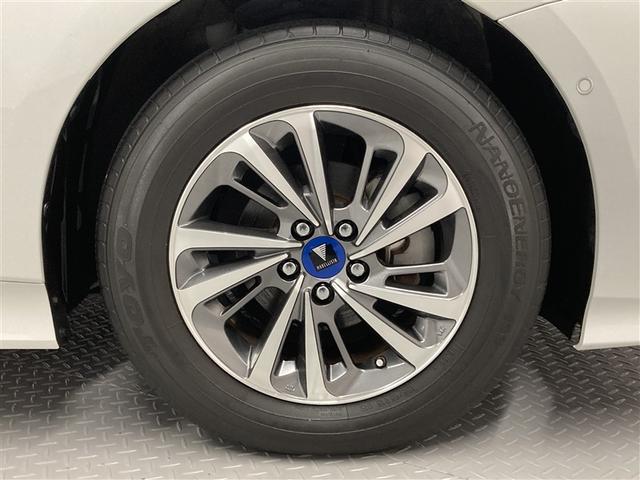 プリウス Sセーフティプラス フルセグ メモリーナビ DVD再生 ミュージックプレイヤー接続可 バックカメラ 衝突被害軽減システム ETC ドラレコ LEDヘッドランプ(27枚目)