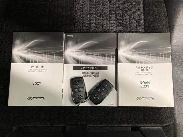 ヴォクシー ハイブリッドS-Z DVD再生 ミュージックプレイヤー接続可 後席モニター バックカメラ 衝突被害軽減システム ETC 両側電動スライド LEDヘッドランプ 乗車定員7人 3列シート ワンオーナー(35枚目)
