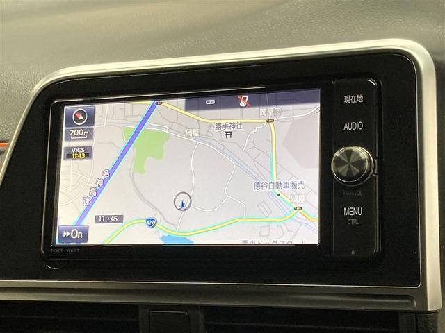 シエンタ Ｇ　フルセグ　メモリーナビ　ＤＶＤ再生　ミュージックプレイヤー接続可　バックカメラ　衝突被害軽減システム　ＥＴＣ　両側電動スライド　ウオークスルー　乗車定員７人　３列シート　ワンオーナー（4枚目）