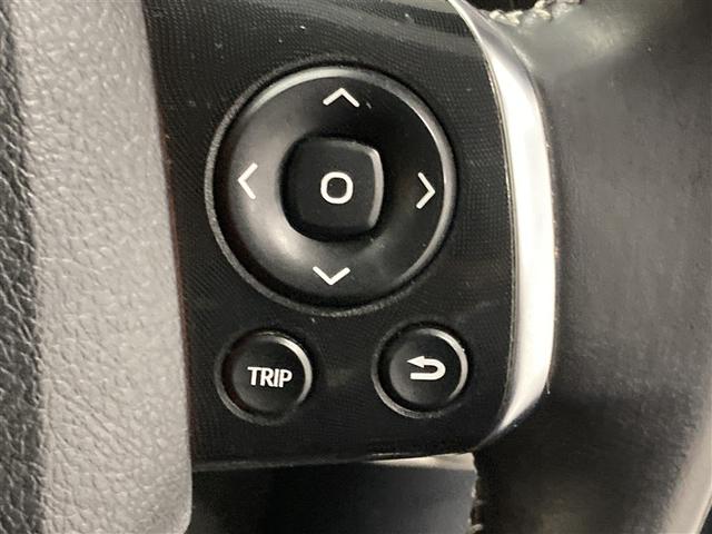 シエンタ Ｇ　フルセグ　メモリーナビ　ＤＶＤ再生　ミュージックプレイヤー接続可　バックカメラ　衝突被害軽減システム　ＥＴＣ　両側電動スライド　ウオークスルー　乗車定員７人　３列シート　ワンオーナー（17枚目）