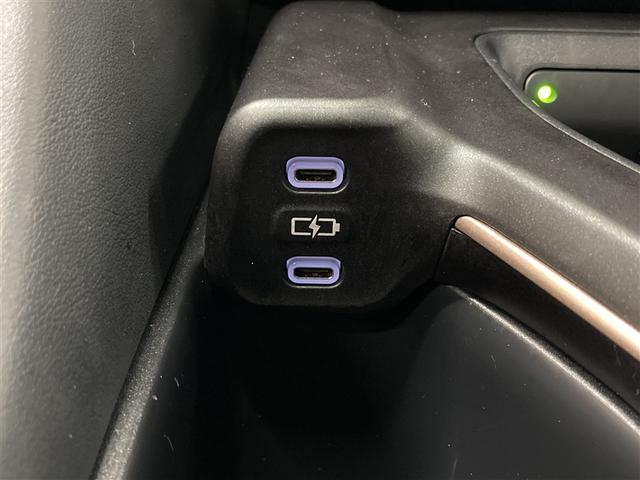 クラウンクロスオーバー ＲＳアドバンスド　革シート　サンルーフ　４ＷＤ　ミュージックプレイヤー接続可　バックカメラ　衝突被害軽減システム　ＥＴＣ　ドラレコ　ＬＥＤヘッドランプ　ワンオーナー（30枚目）