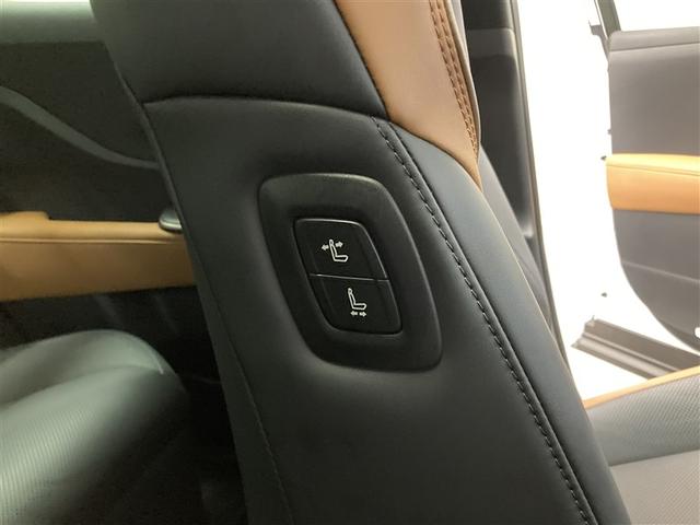 クラウンクロスオーバー ＲＳアドバンスド　革シート　サンルーフ　４ＷＤ　ミュージックプレイヤー接続可　バックカメラ　衝突被害軽減システム　ＥＴＣ　ドラレコ　ＬＥＤヘッドランプ　ワンオーナー（31枚目）